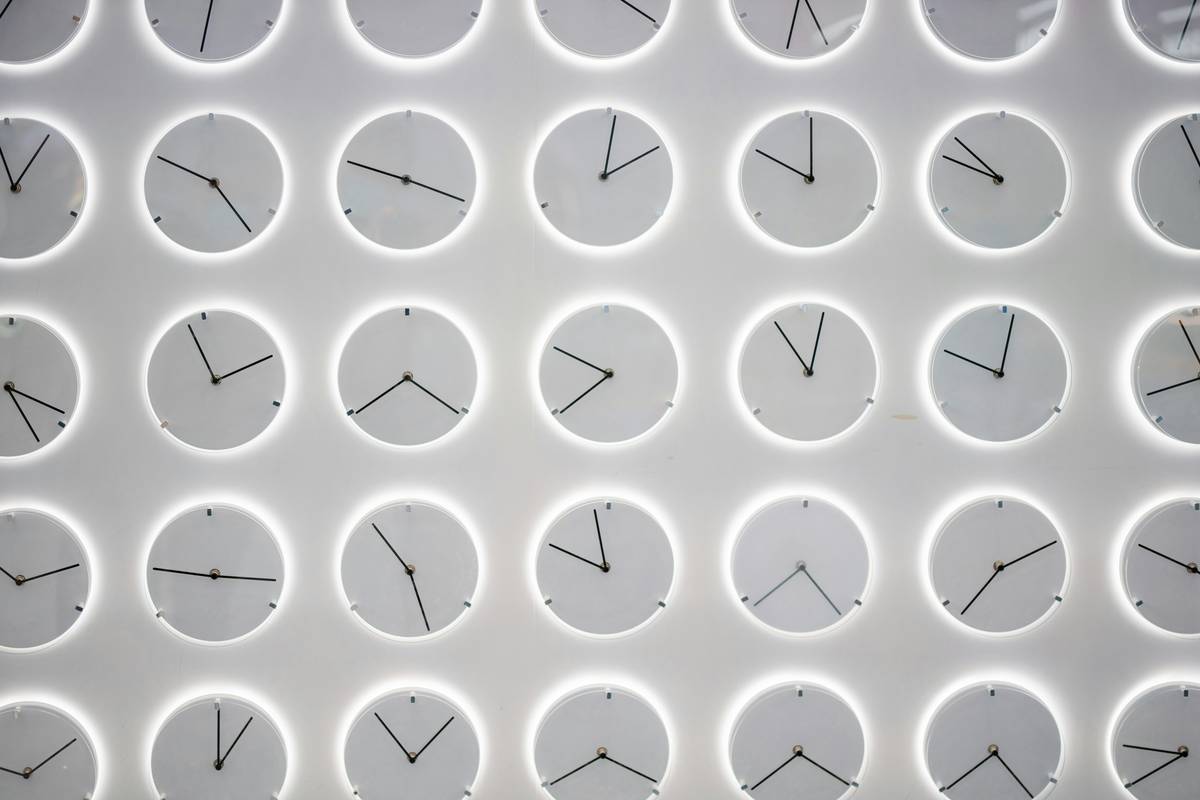 timekeeping wall clock on which side