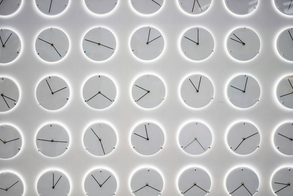 Timekeeping Wall Clock Where to Keep: The Smart Homeowner’s Guide